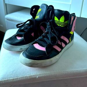 Rare Adidas Extaball Neon Size 6